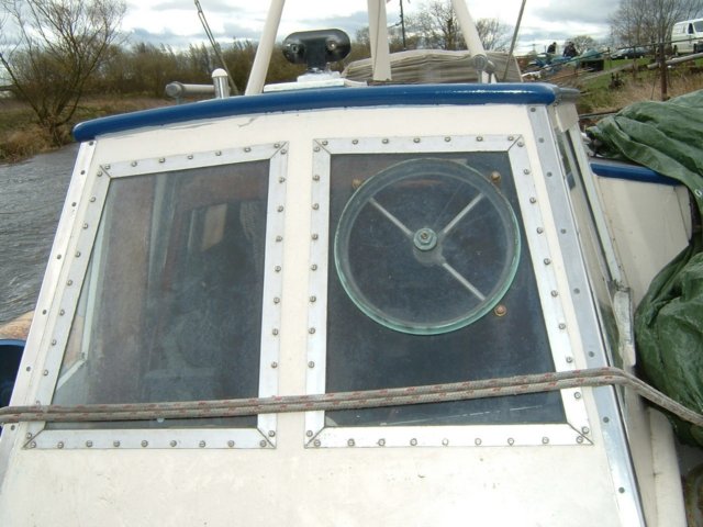 cockpit2.jpg